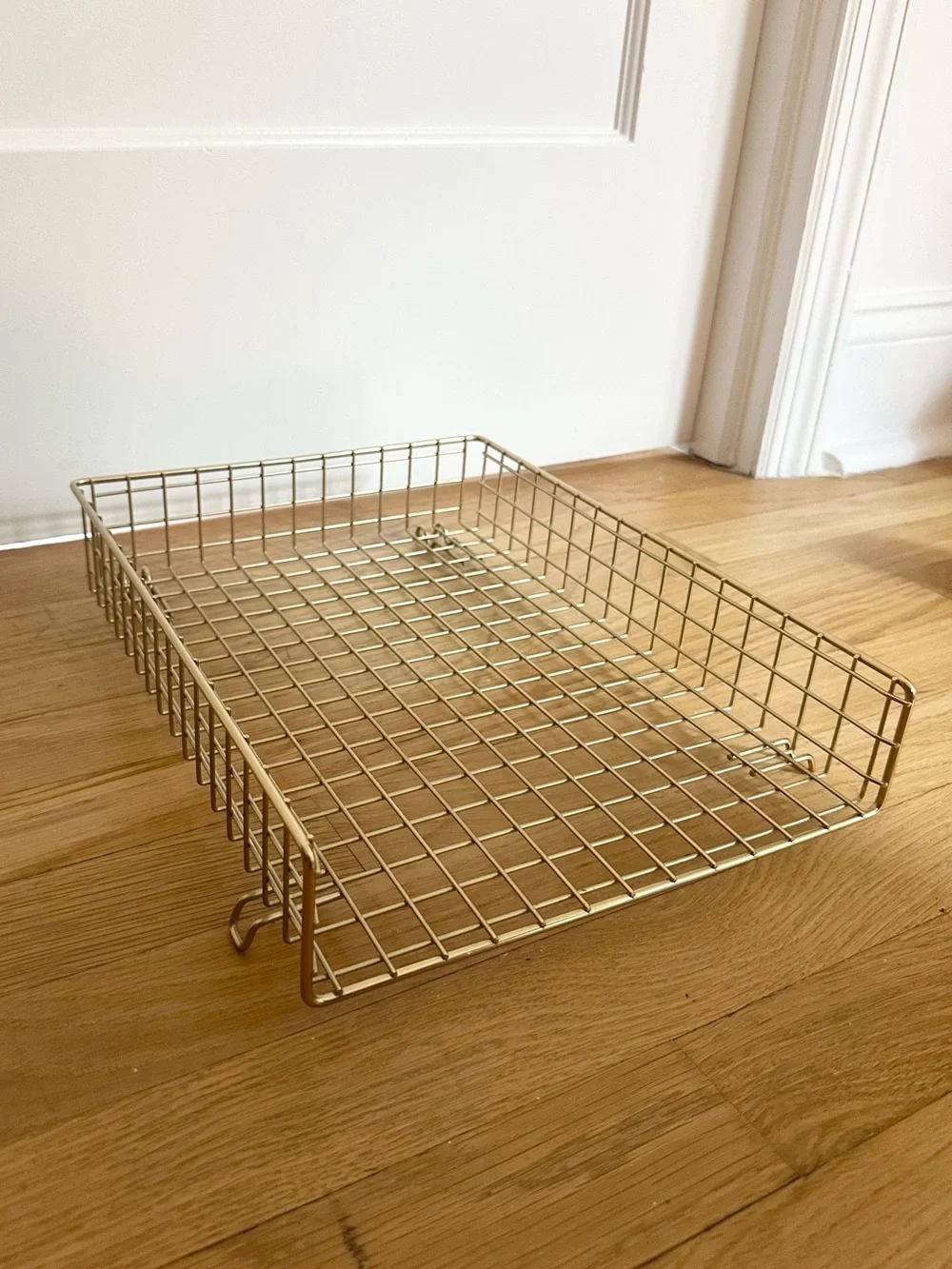 Grid Wire Letter Tray - Gold